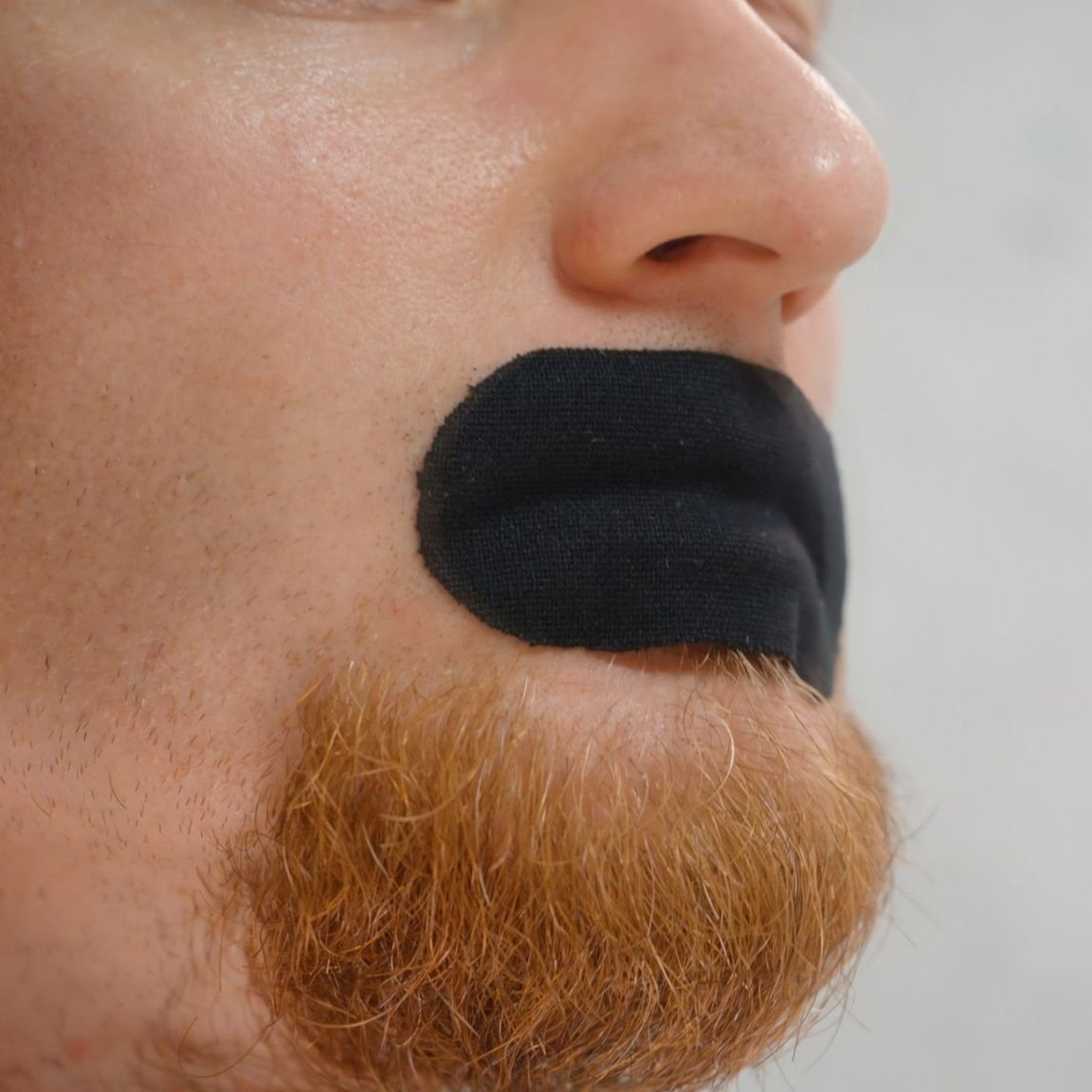 VNTL8 - ЛЕПЕНКИ ЗА УСТА